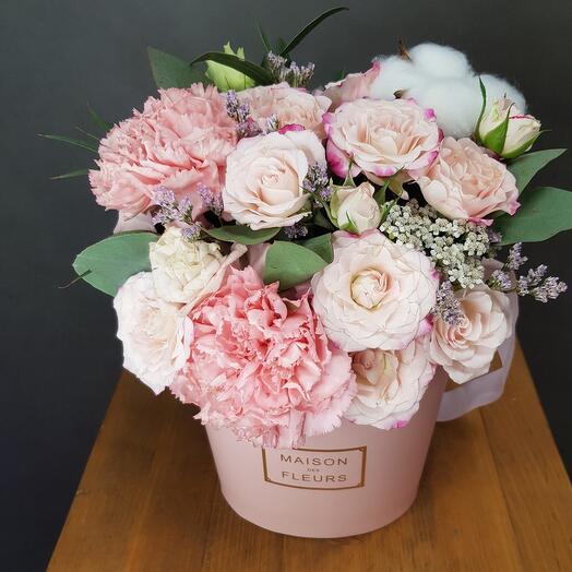 Flowers in a pink MINI box