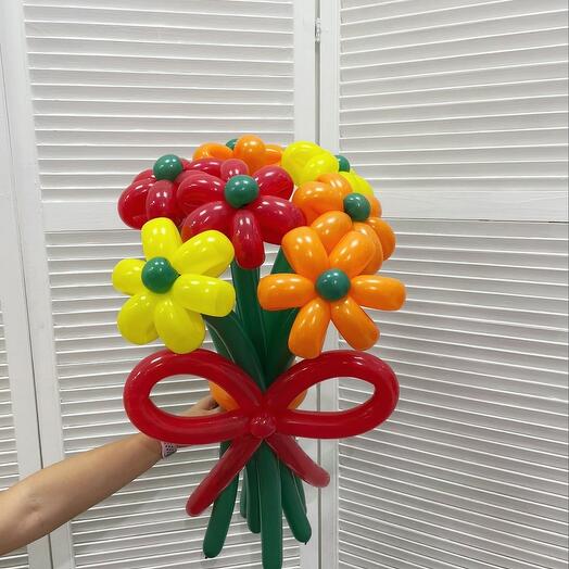 Букет из 7 шаров-ромашек