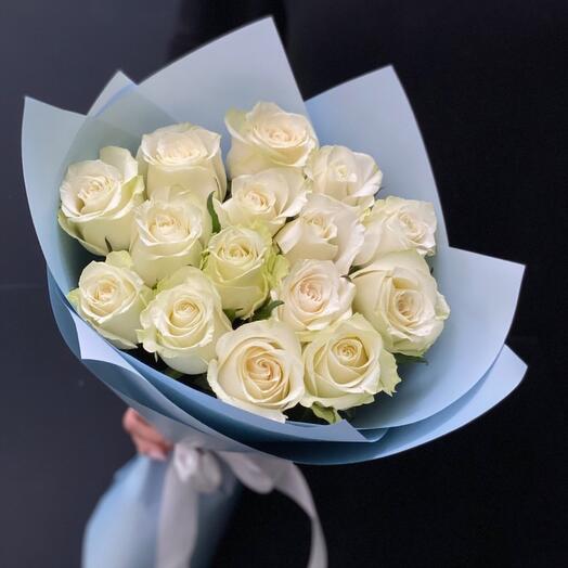 Bouquet of white roses "Happy moment" for mom, sister, birthday, colleague, friend
