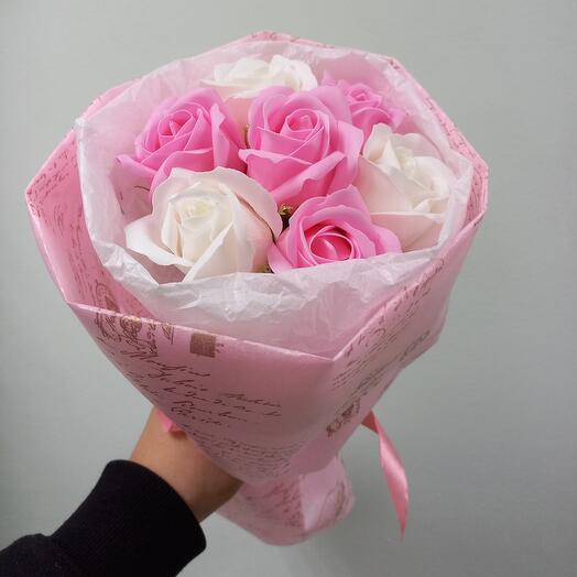 7 elegantes rosas de jabón en suaves tonos rosados