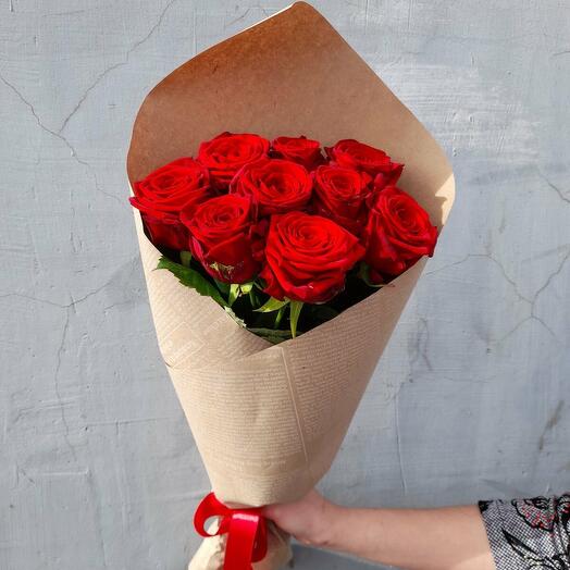 Ramo de rosas en papel Kraft, 9 rosas
