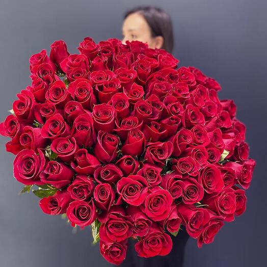 Букет из 101 красной розы 80 см