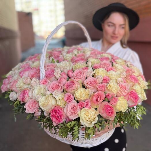 Корзина с розами XXL