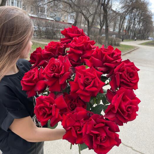 Розы ажурные