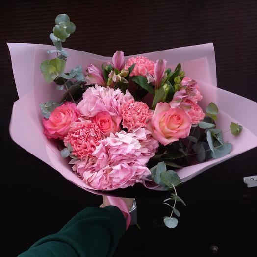 Sector bouquet on the drum! "This is tibee⚘️️"
