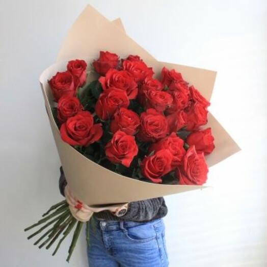 Red roses 60-70cm 25 pcs in CRAFT