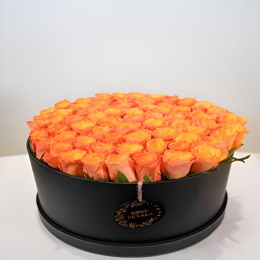 ORANGE ROSES WITH LETHER BOXES