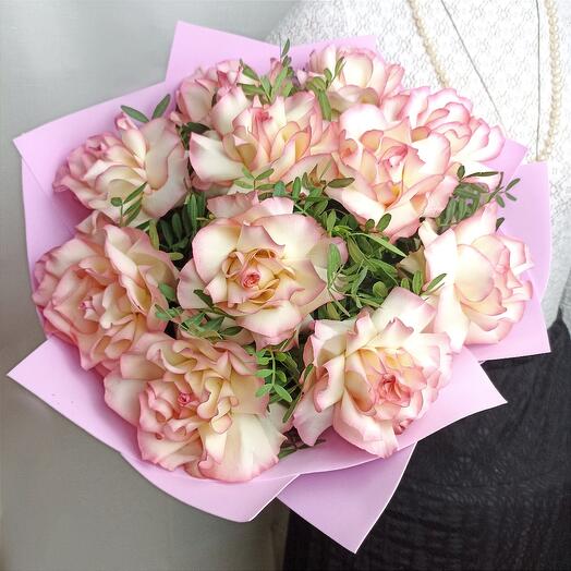 Ramo de rosas francesas 11
