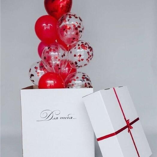 Helium balloons in a box for your loved ones 25