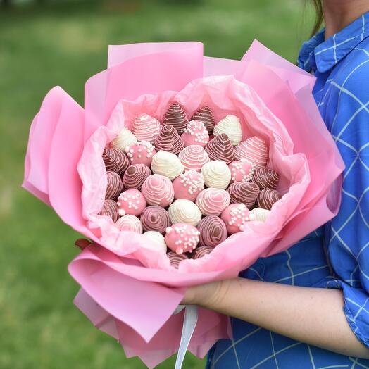 Букет из клубники в шоколаде «Pink love»  25-34 шт