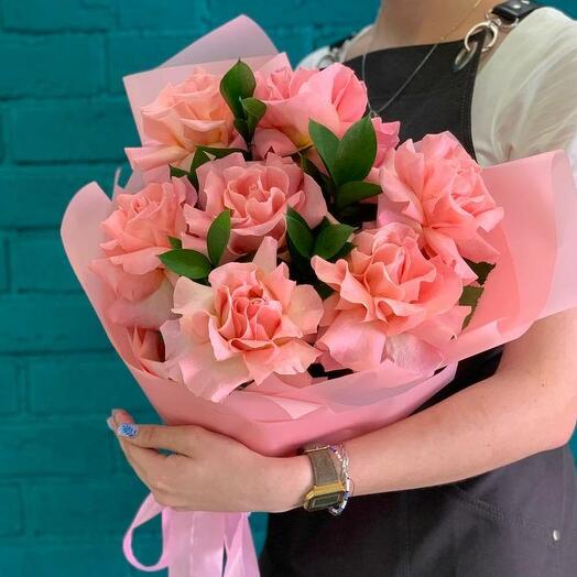 Hit🔥Bouquet of French roses and ruskus