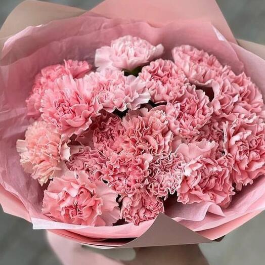 Bouquet of pink carnations