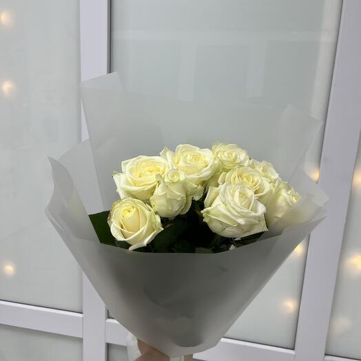 Роза белая 9 шт