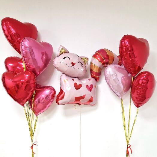 Набор шаров сердца и Влюбленный котик