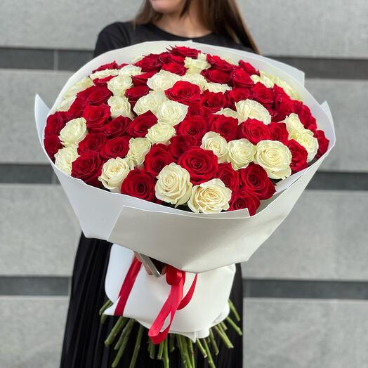 РОЗА 101 ЭКВАДОР ПРЕМИАЛЬНАЯ