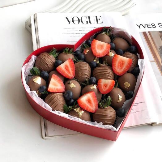 Клубника в шоколаде "сердце" premium, подарок на 8 марта 💞