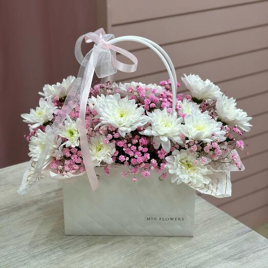 Handbag with gypsophila and bush chrysanthemum