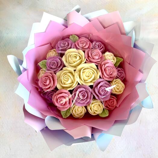 Нежный букет из шоколадных роз премиальный шоколад