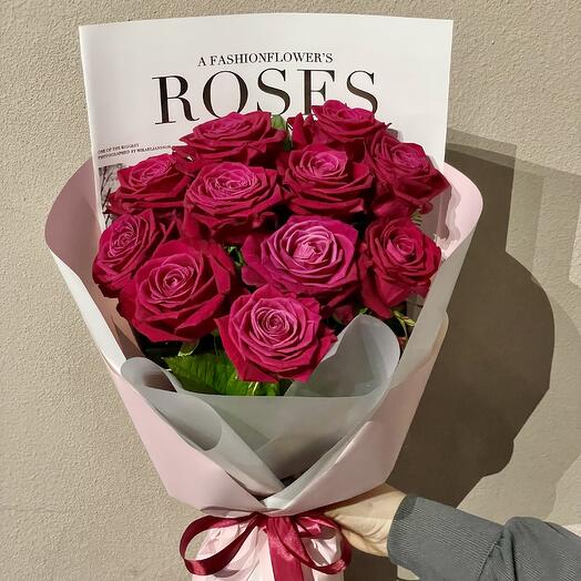 Ramo de rosas shangril en paquete