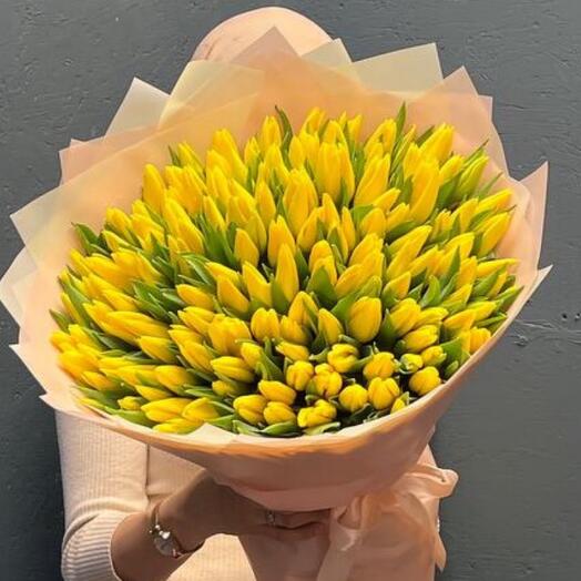 Тюльпаны 101 желтые