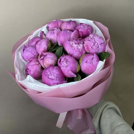 Букет из розовых пионов 15