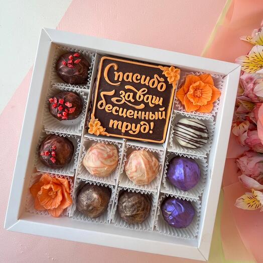 Ассорти трюфелей +шоко-надпись  Спасибо  тренеру, учителю, директору, врачу