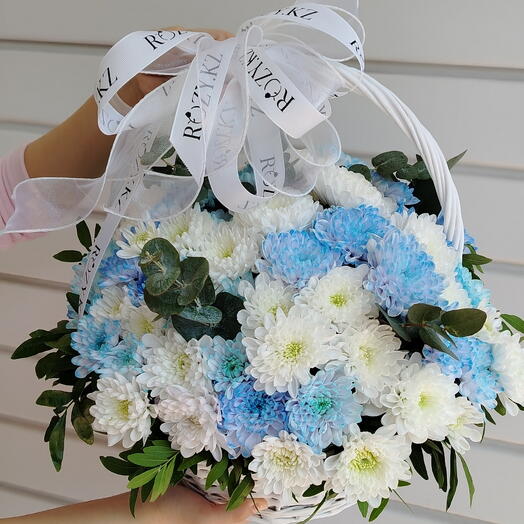 Корзина с цветами