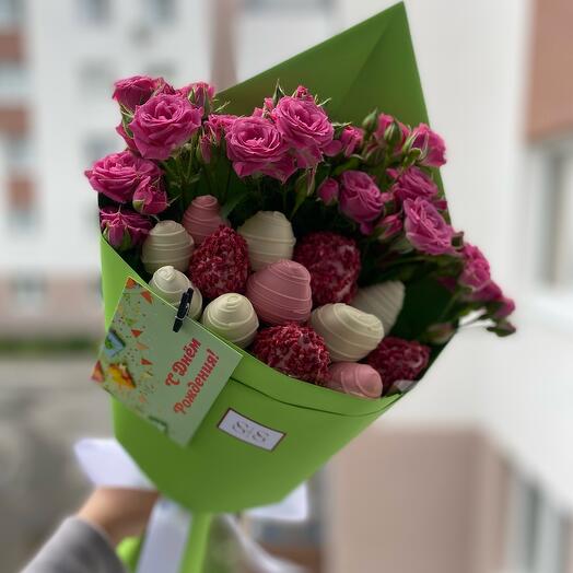 Букет из клубники в шоколаде «Яркое лето»