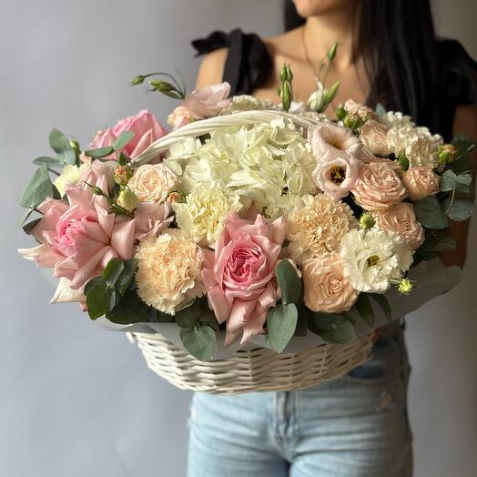 Корзина нежная