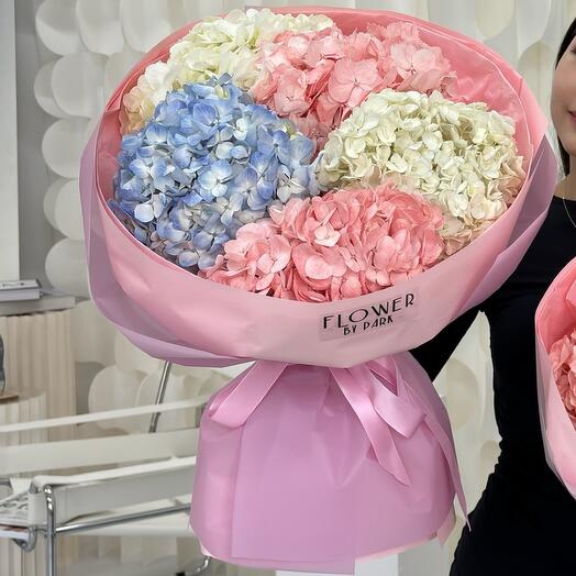 💐 Букет «Пудровая мечта» – микс гортензий