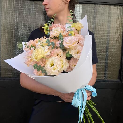 Eustoma and eucaliptus