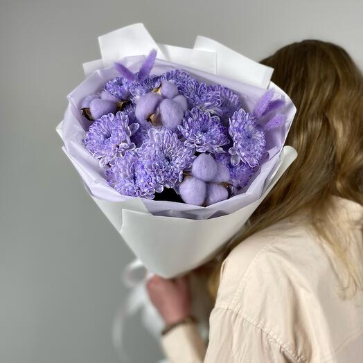 Lilac bouquet of chrysanthemums with dried flowers