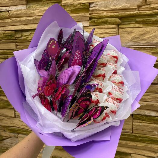 Букет из бабочек с конфетами