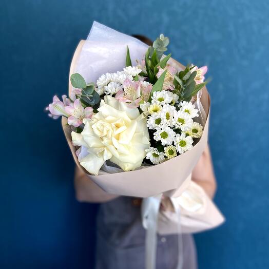 Букет из стойких цветов 🌸 французская роза, сантини и альстромерии