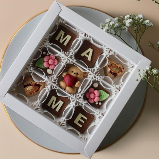 Шоколадный подарок для мамы