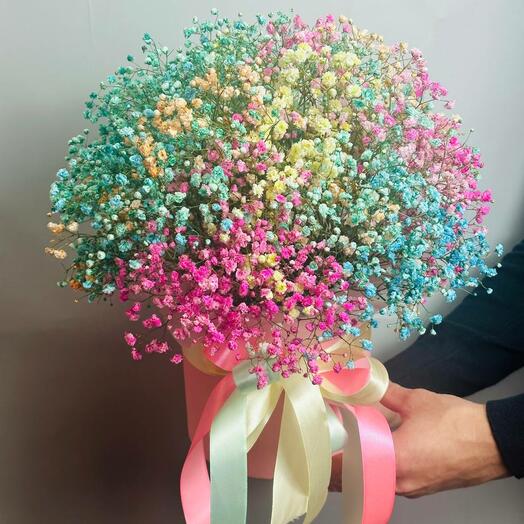 Шляпная коробочка из цветной яркой гипсофилы