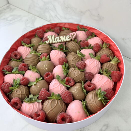 Коробка с клубникой в шоколаде Пинки Пай L