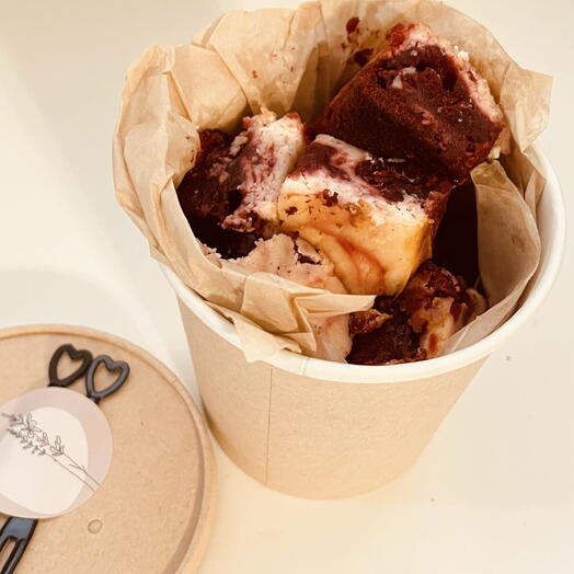 Брауни «Малиновый красный бархат»