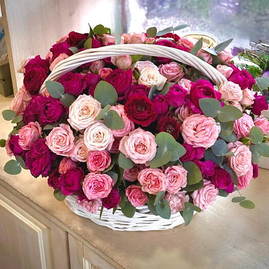 Корзина с цветами💐💐💐