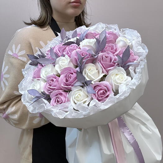 Букет из 29 роз из мыла