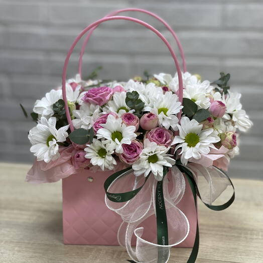 Маленькая сумка,большой аромат