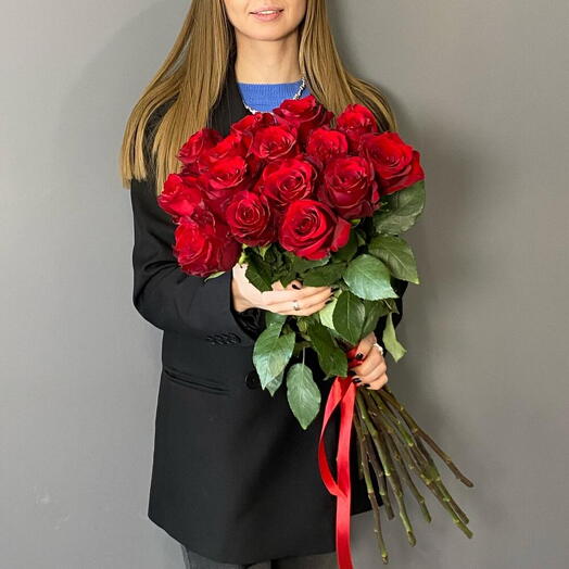 15 красных роз Премиум Эквадор