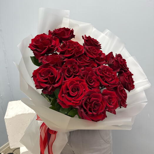 Пышный букет французских красный роз 21 шт 🌹для любимой мамы