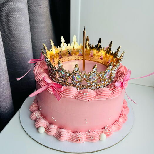 Трендовый торт с короной