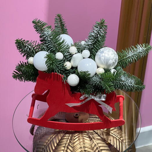 Зимняя композиция «Символ года»