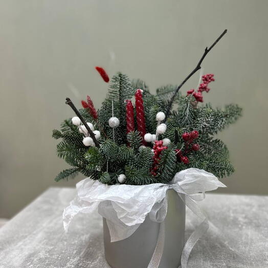 Новогодняя композиция со свечами