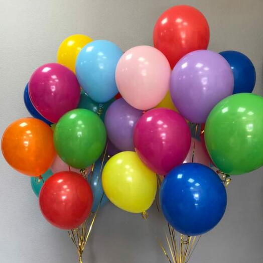 Набор разноцветных шаров
