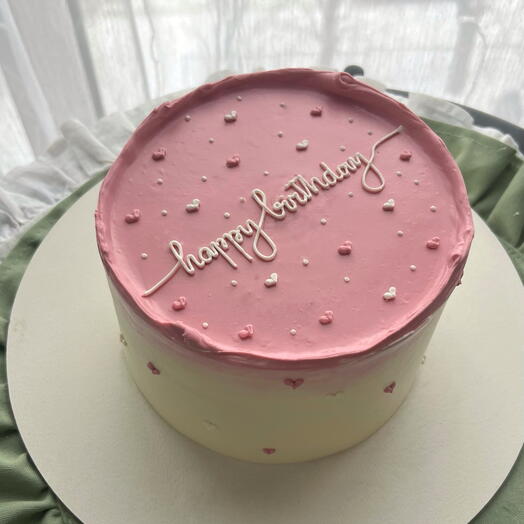Торт на 1 кг happy birthday для девушки с сердечками
