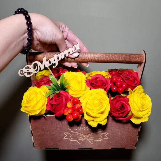 Композиция из 17 мыльных роз