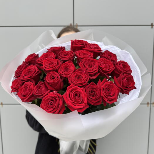 ️️🌹 25 красных роз Red Naomi